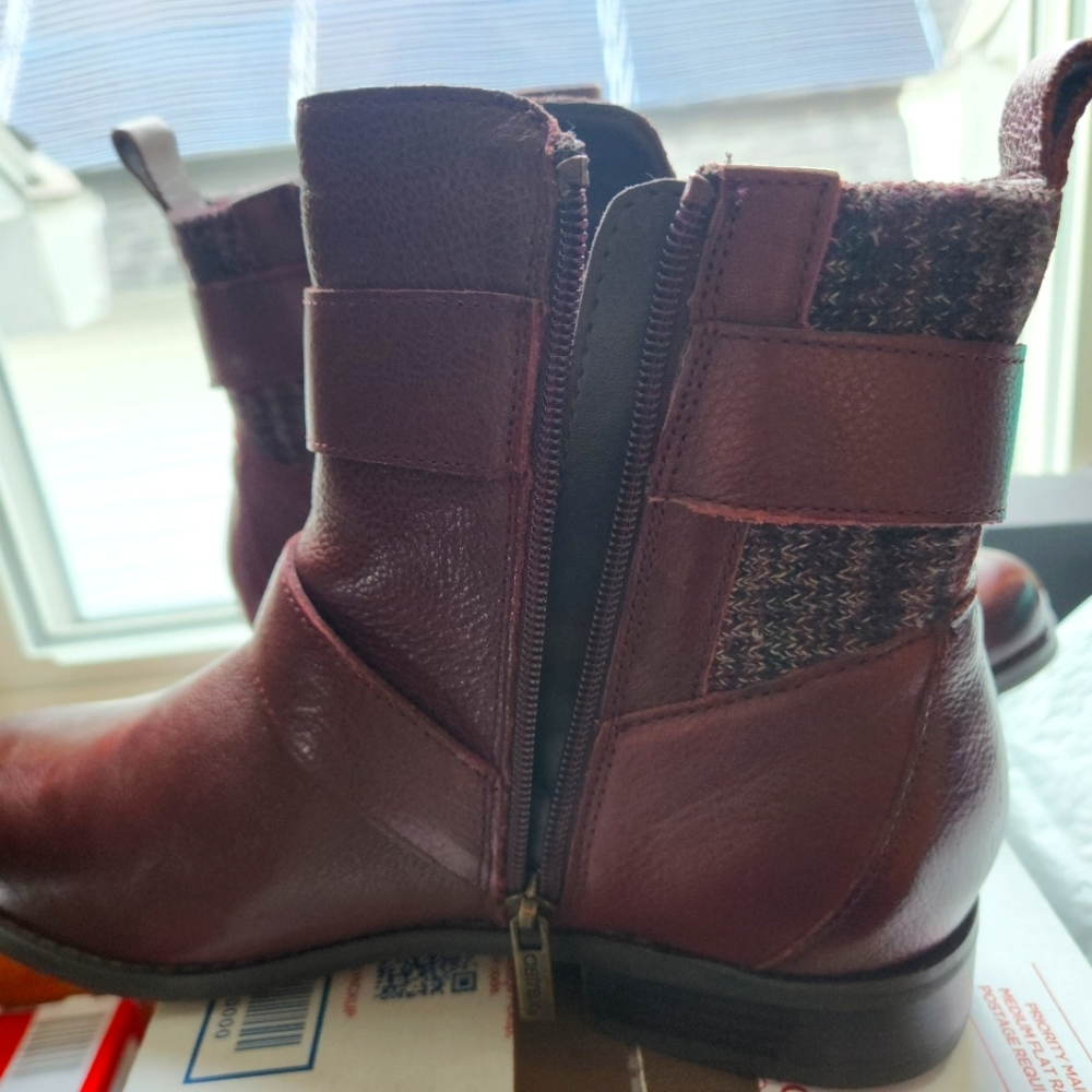 Aetrex Burgundy boots Brand new, never worn. No Box